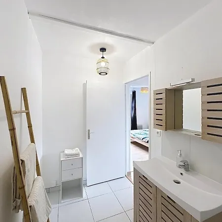 2 Personnes - Stade Rugby Yves Du Manoir Apartment *